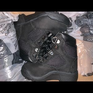 BRAND NEW TIMBERLAND BOOTS! SIZE 4C